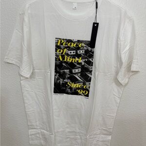 Vivint T-Shirt Size Large White Men's Vivint Piece Of Mind